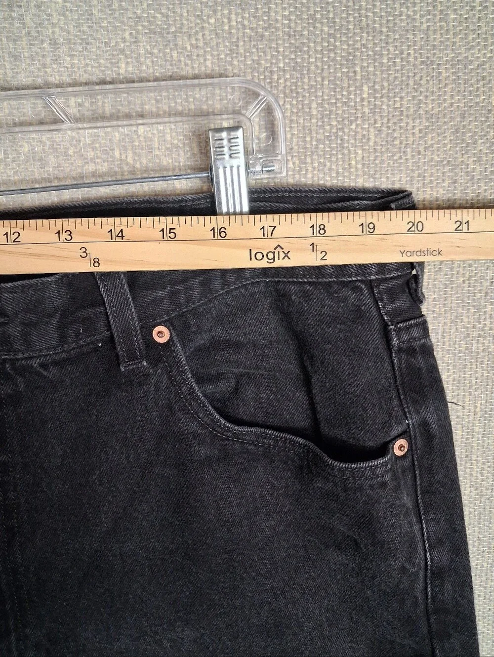 Levi's 550 Relaxed Fit Jeans Mens 42x30 Black Faded Denim Vintage 90's Grunge